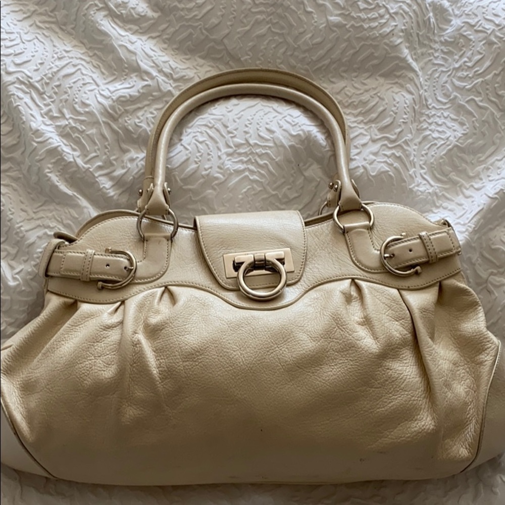 Vintage Ferragamo shoulder bag